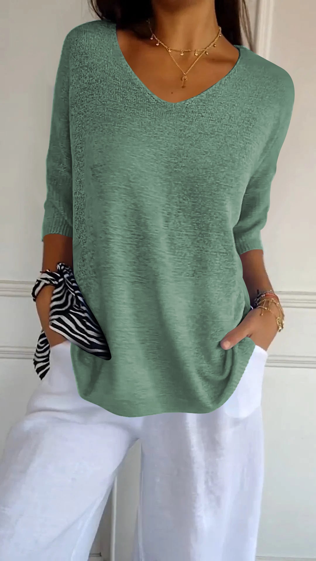 Plain Knit V-Neck Top