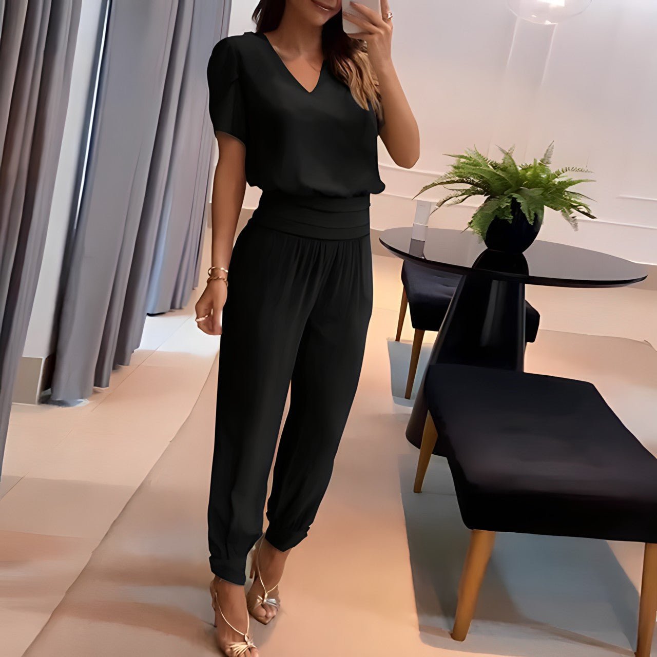 "Mia - Trendy set with blouse and pants"